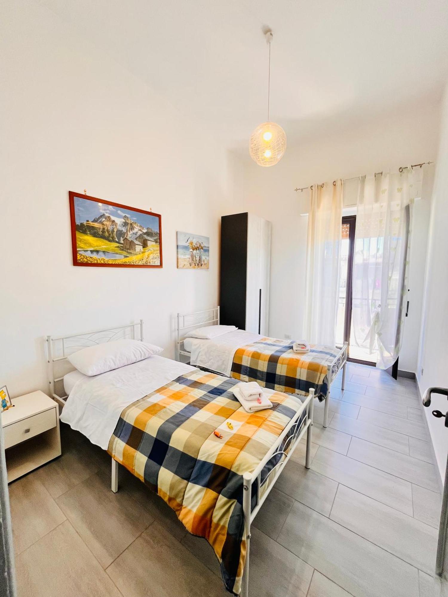 Casa Vacanza Cuto Багерия Екстериор снимка