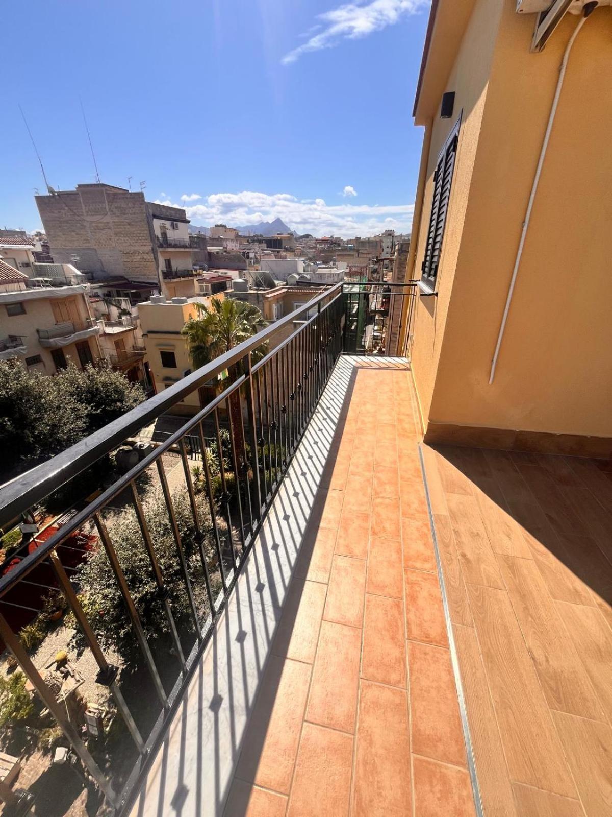 Casa Vacanza Cuto Багерия Екстериор снимка
