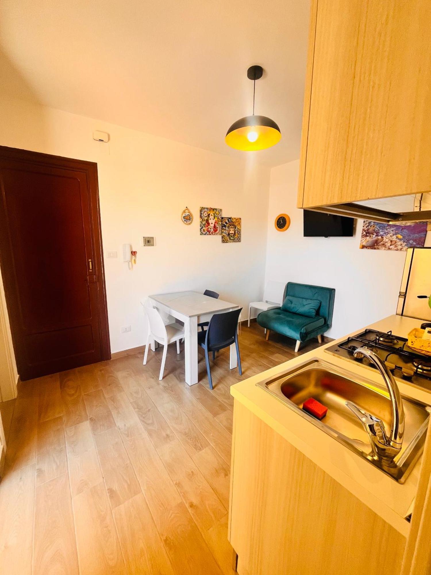 Casa Vacanza Cuto Багерия Екстериор снимка